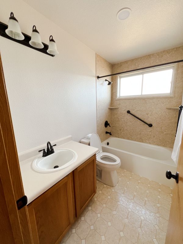 Top Bathroom Remodeling Companies in Andover, MN